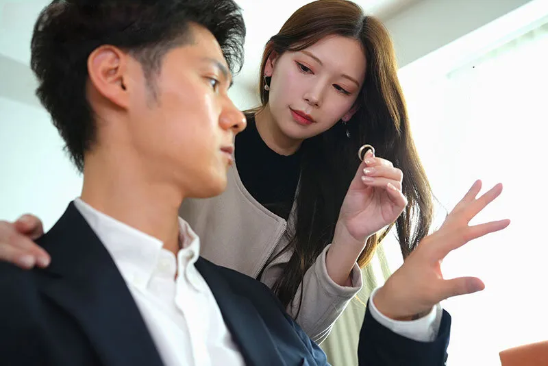 Vợ yêu đi đi giã ngoại, ông xã ở nhà bị nhỏ em cô vợ gạ quan hệ không trượt phát nào